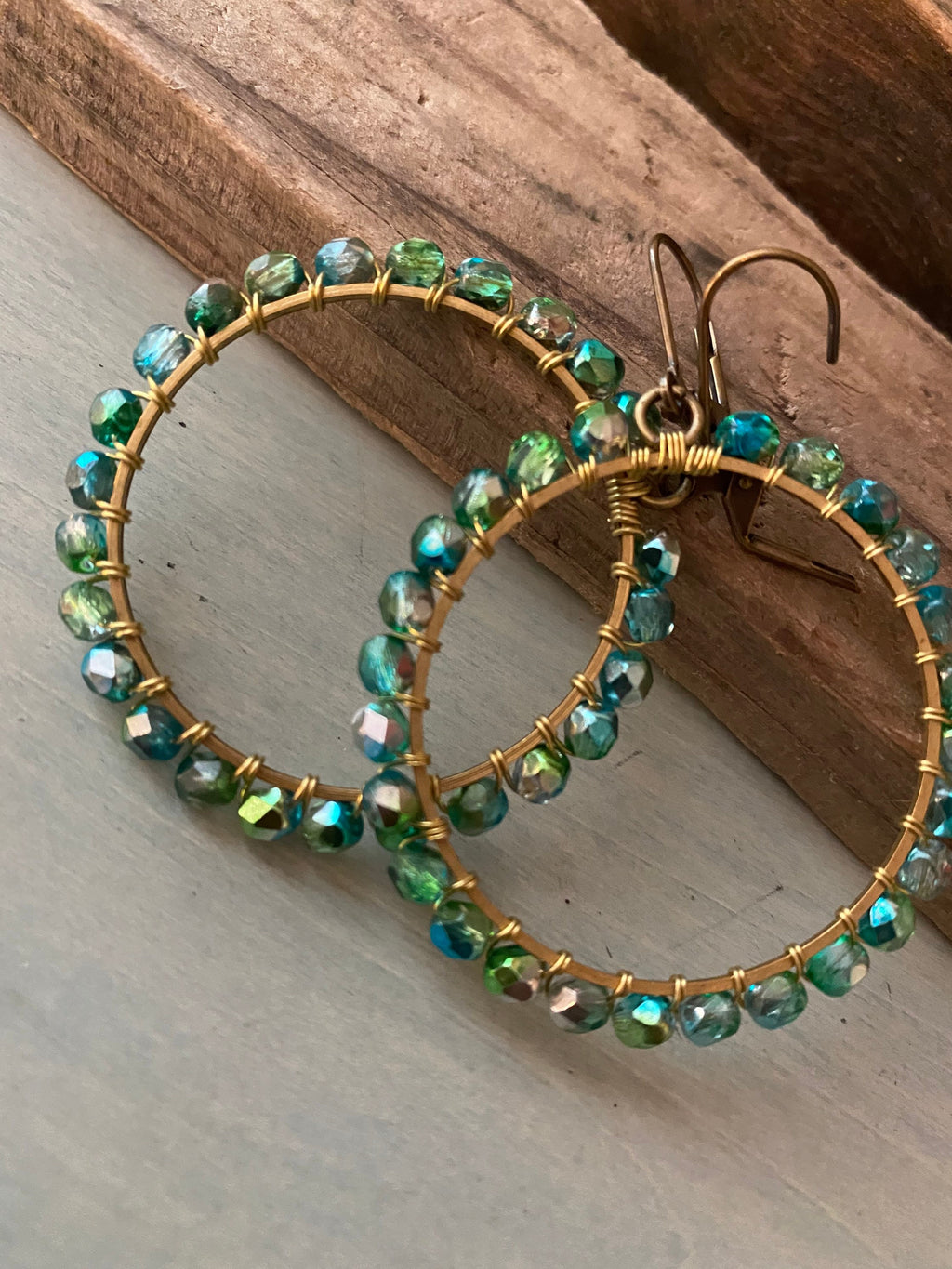 Green sea hoops