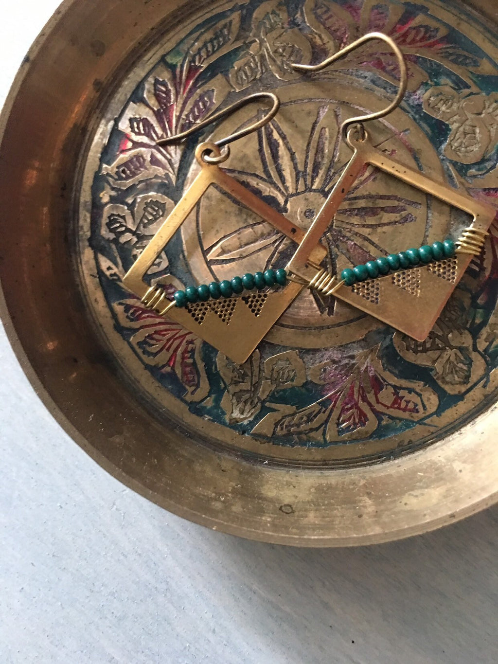 Eye of the storm earrings / green