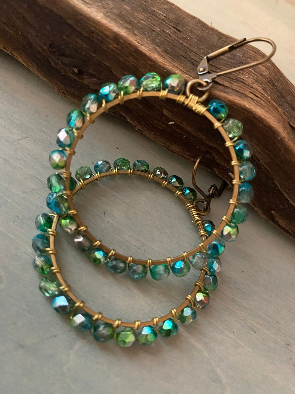 Green sea hoops