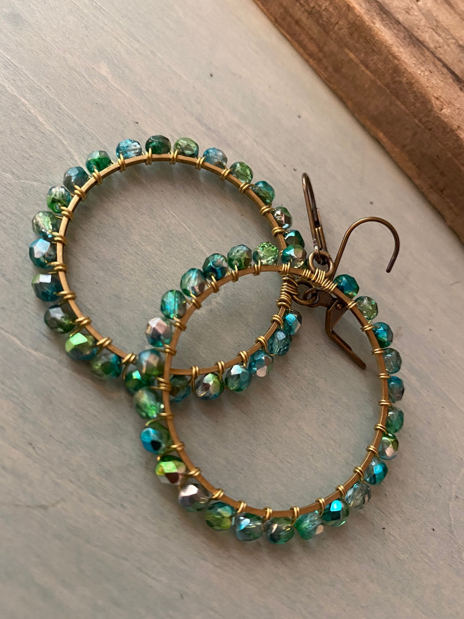 Green sea hoops