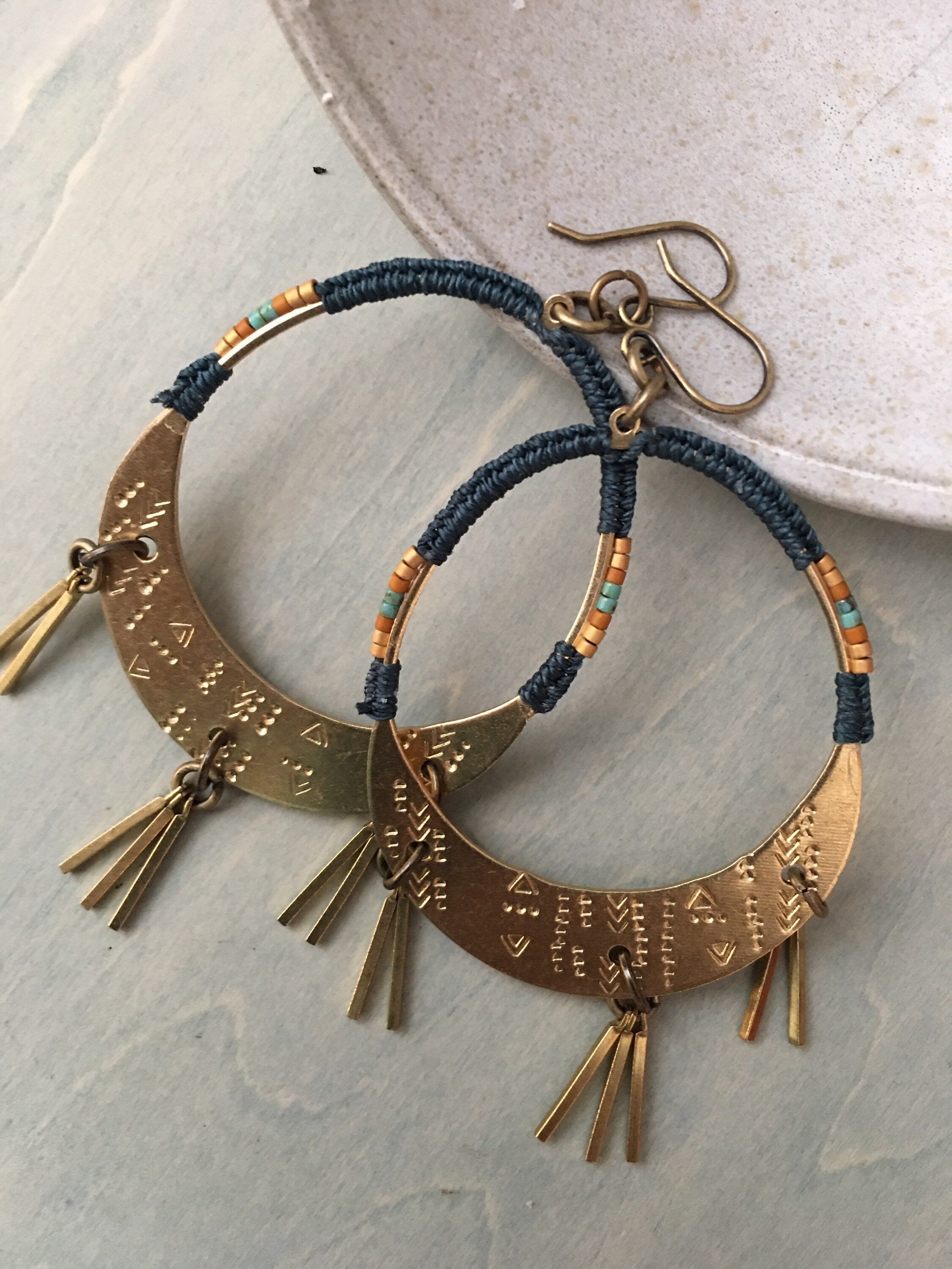 Woven pattern earrings