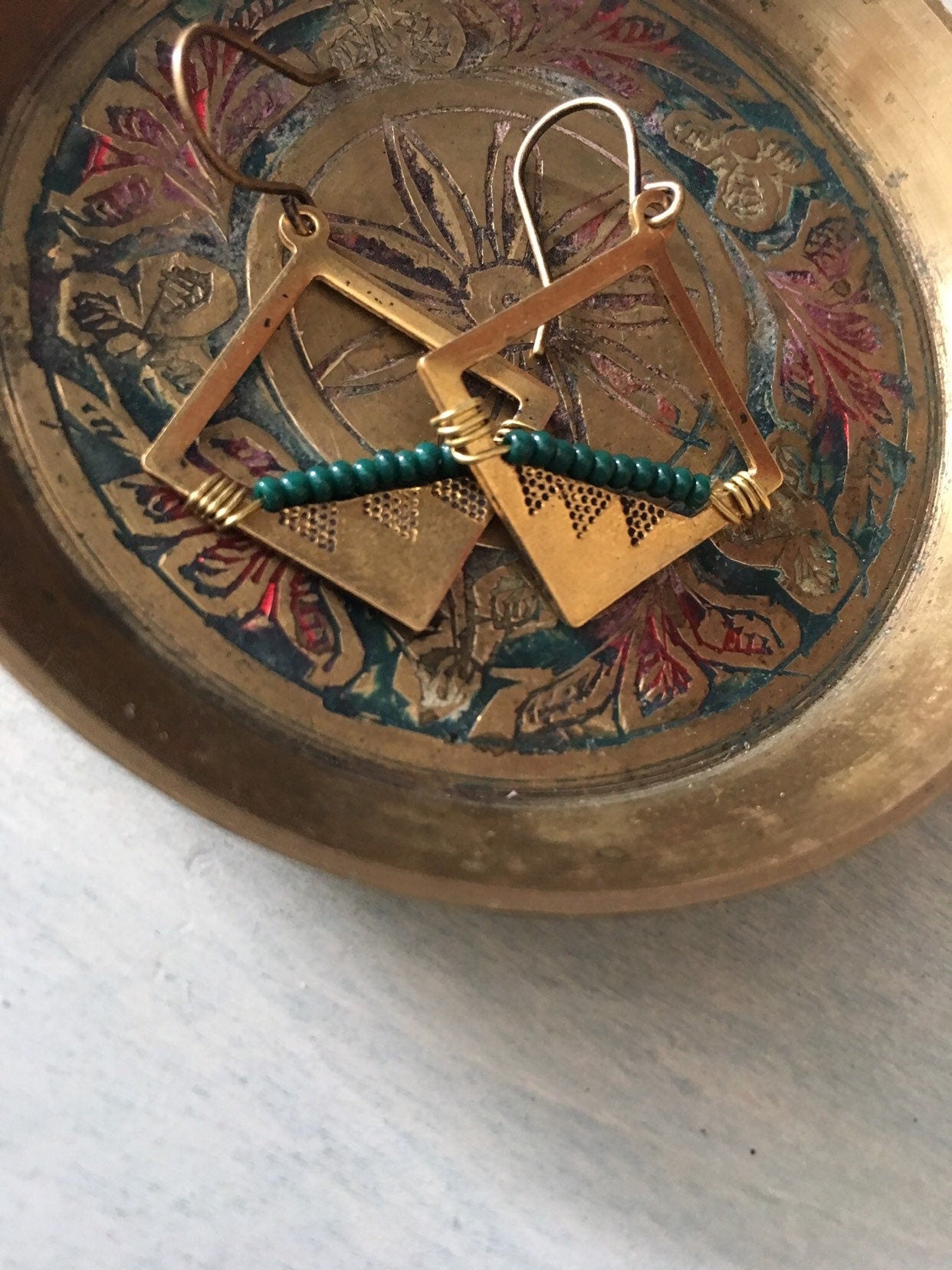 Eye of the storm earrings / green