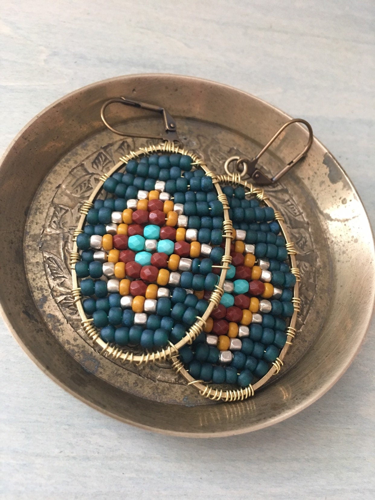 Woven diamond earrings / blue