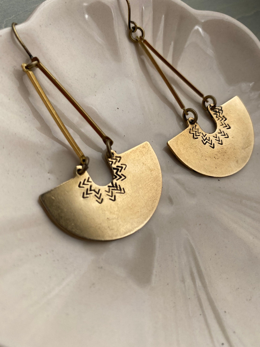 Point the way earrings