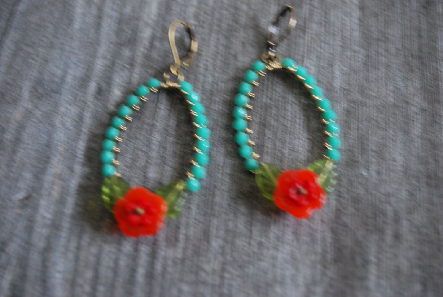 Frida's garden earrings  in  turqouise and red orange