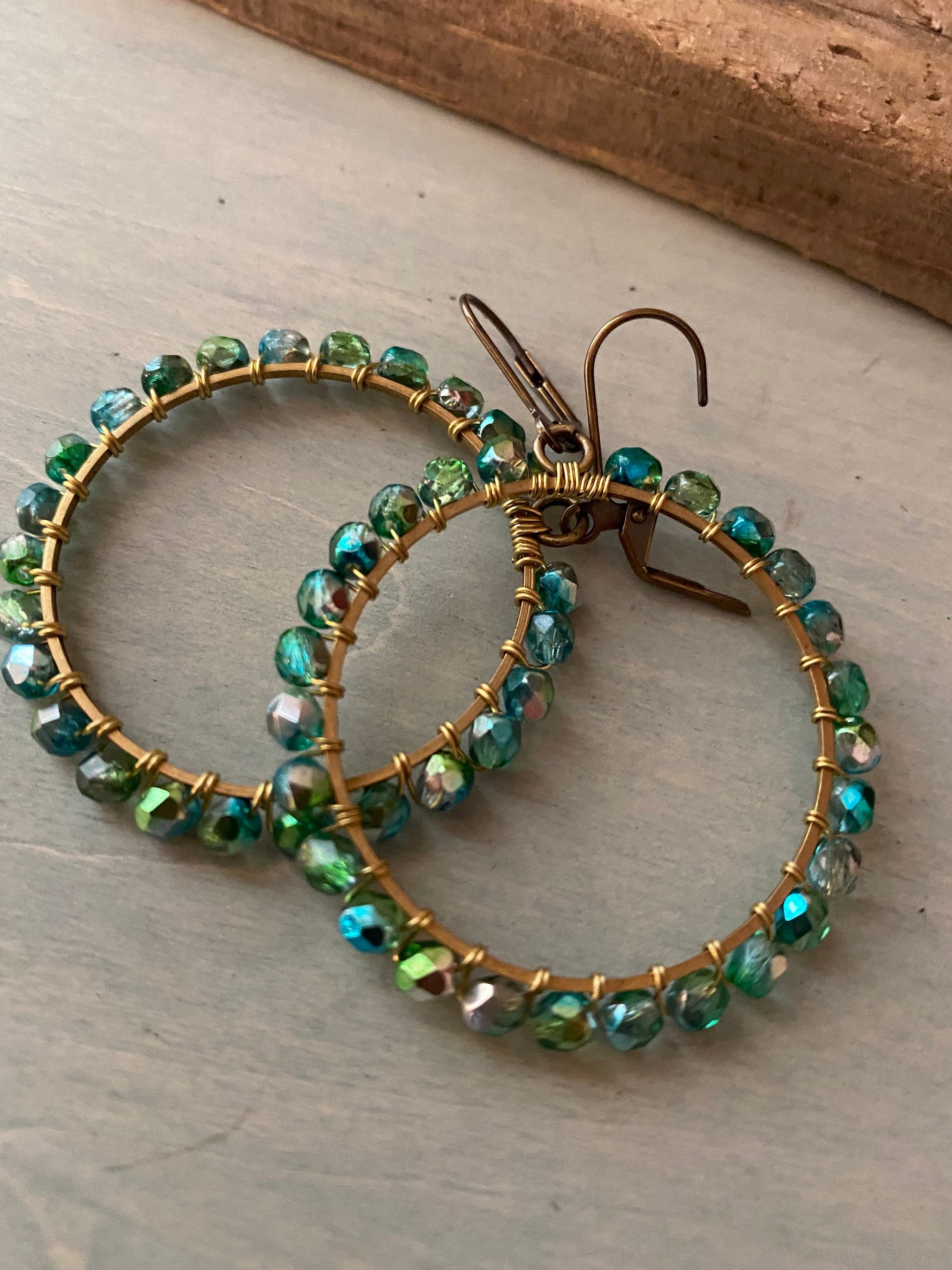 Green sea hoops