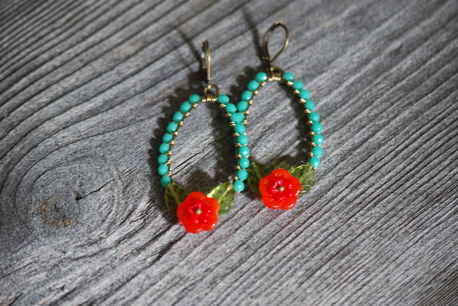 Frida's garden earrings  in  turqouise and red orange